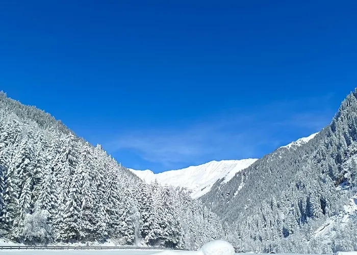 Susanne Neustift im Stubaital